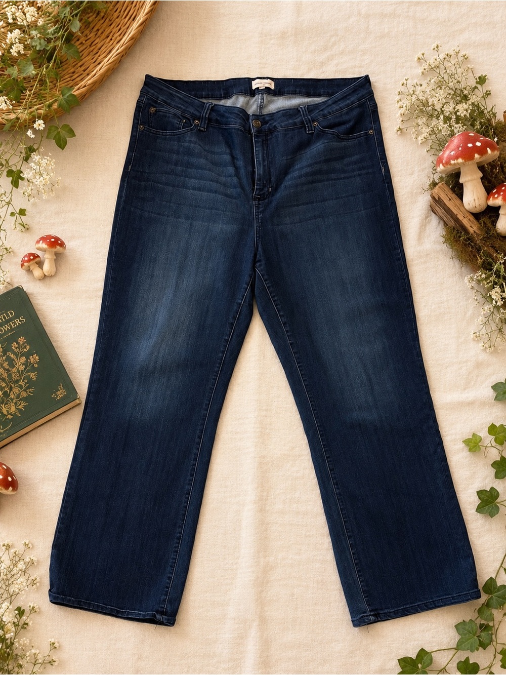 Women's Dark Blue Straight-Leg Jeans